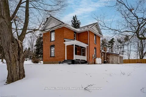 32 Princess Street, Brant, ON N0B 1W0