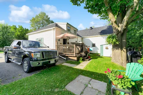 26-28 Halton Street, Perth, ON K7H 2C2
