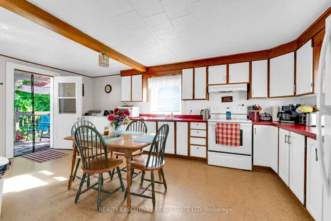 26-28 Halton Street, Perth, ON K7H 2C2