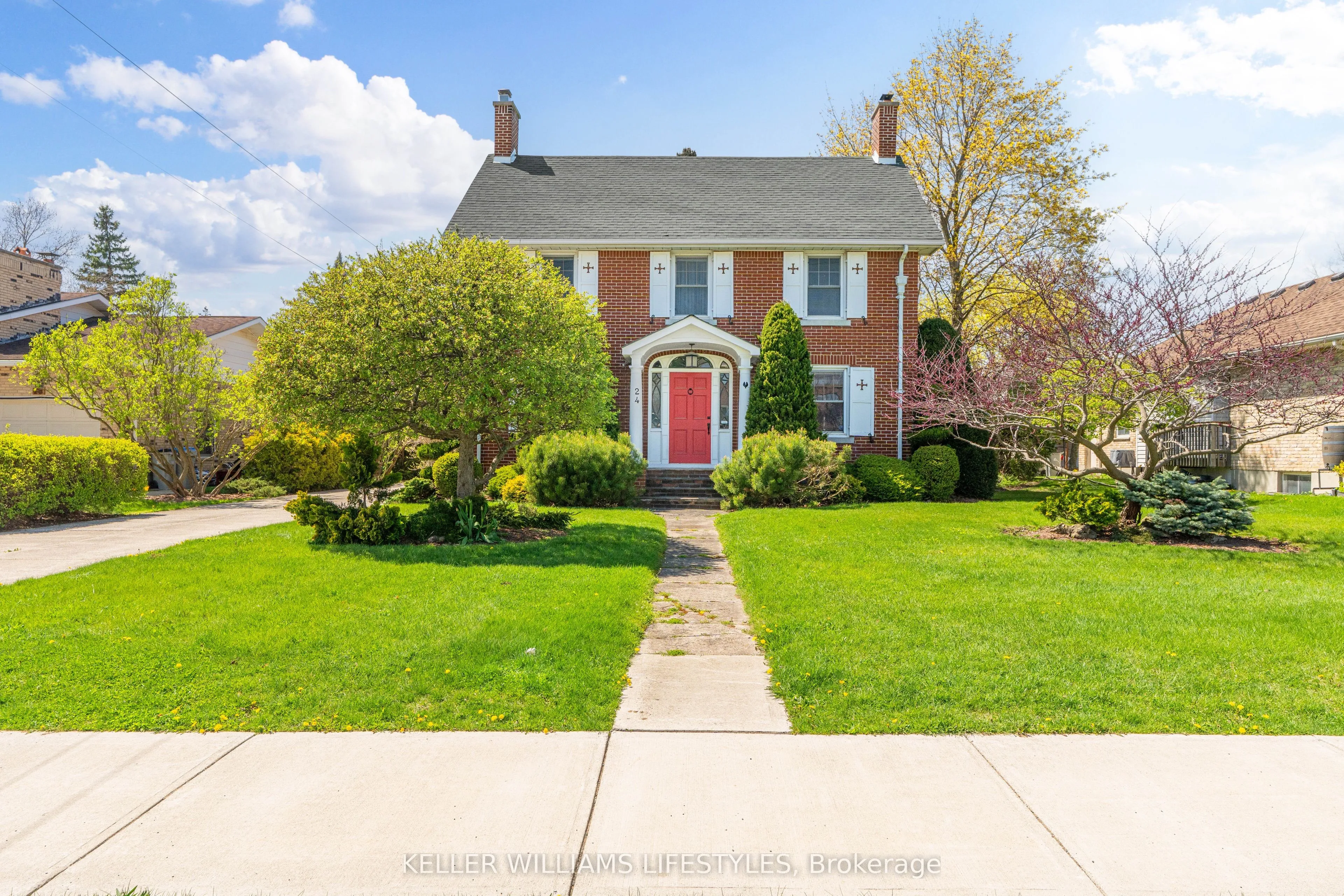 24 Main Street, Lambton Shores, ON N0N 1J0