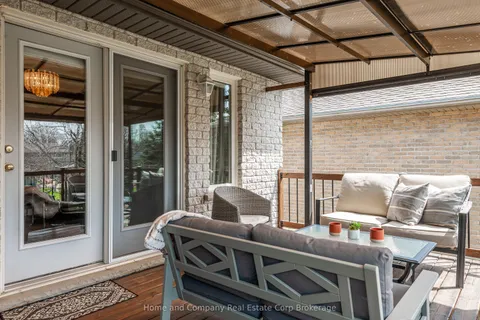 82 Gregory Crescent, Stratford, ON N5A 8A6
