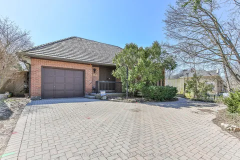 261 Epworth Avenue, London East, ON N6A 2M2