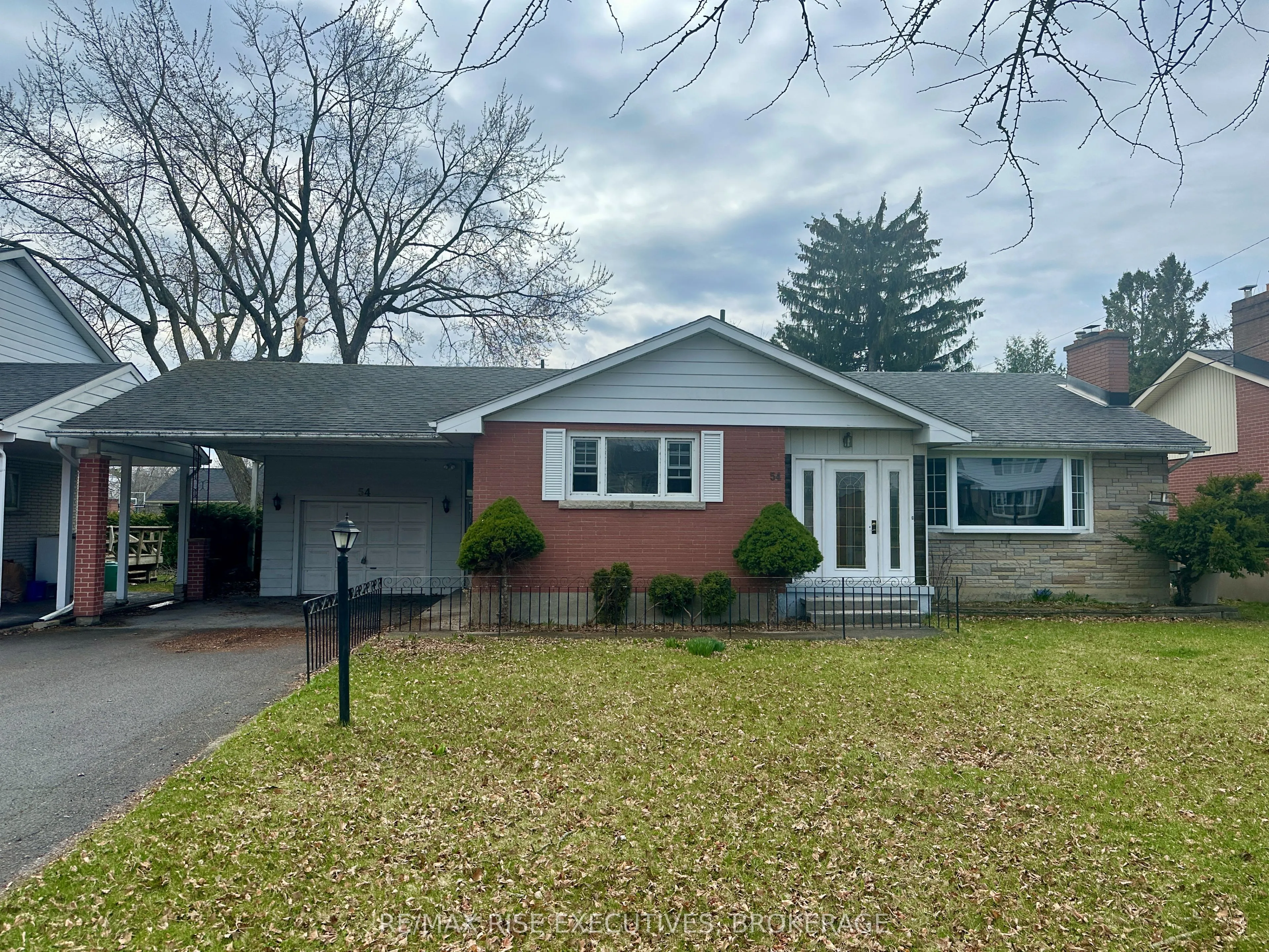 54 Silver Street, Kingston, ON K7M 2P5