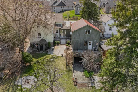 73 Queen Street, Puslinch, ON N0B 2C0