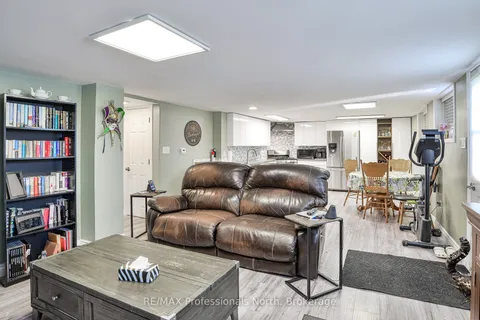 148 Park Road, Bracebridge, ON P1L 1H9