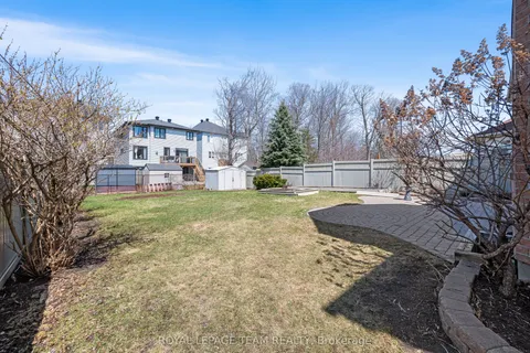 18 Tierney Drive, Barrhaven, ON K2J 4W2