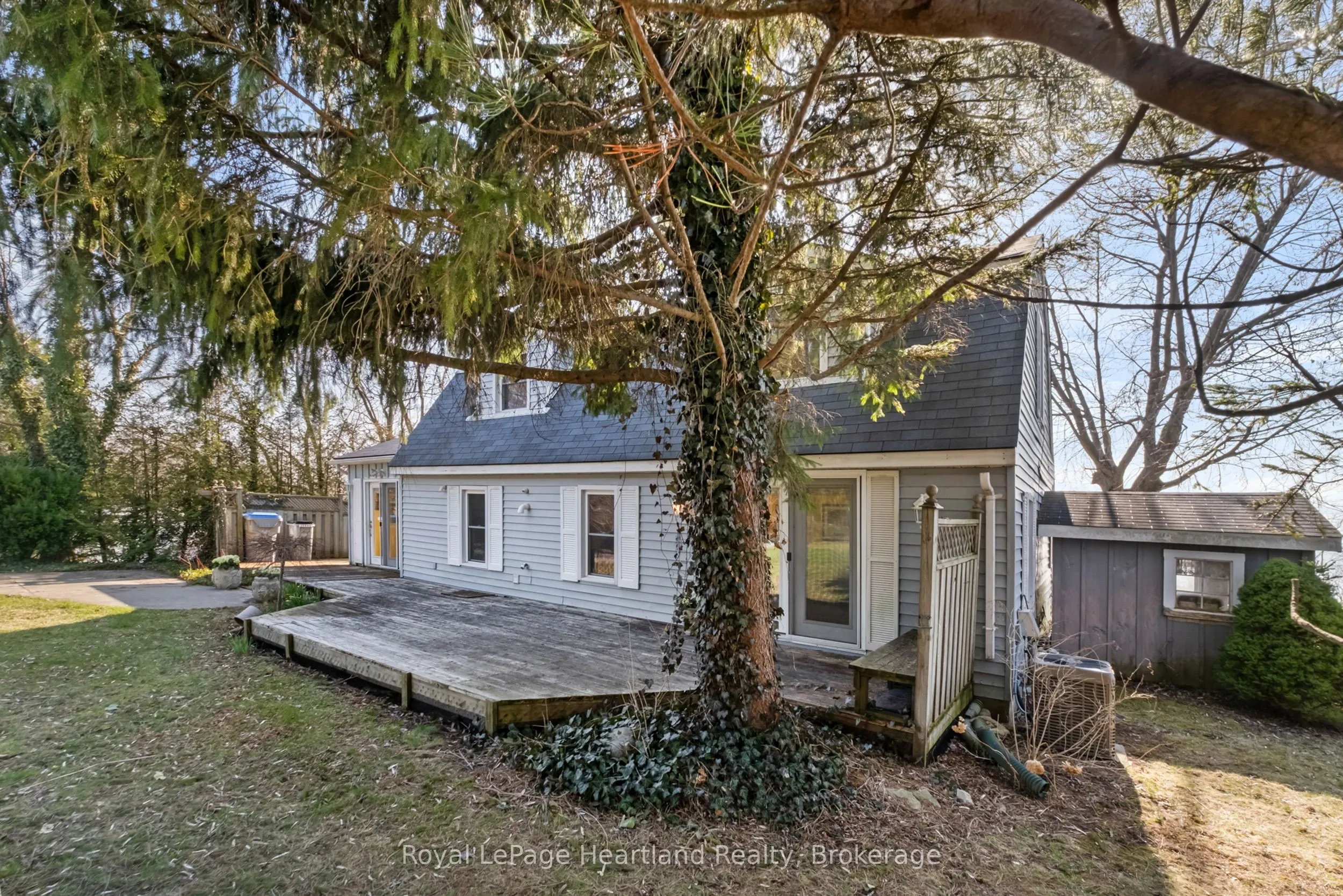 72959 Claudette Drive, Bluewater, ON N0M 2T0