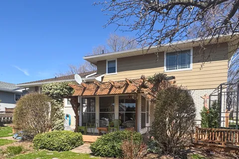 208 Palmerston Street, Goderich, ON N7A 3E9