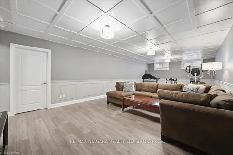 34 ANGELS Drive, Niagara-on-the-Lake, ON L0S 1J1