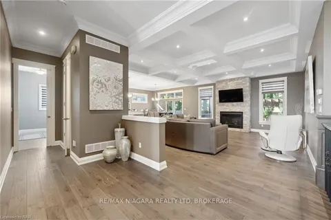 34 ANGELS Drive, Niagara-on-the-Lake, ON L0S 1J1