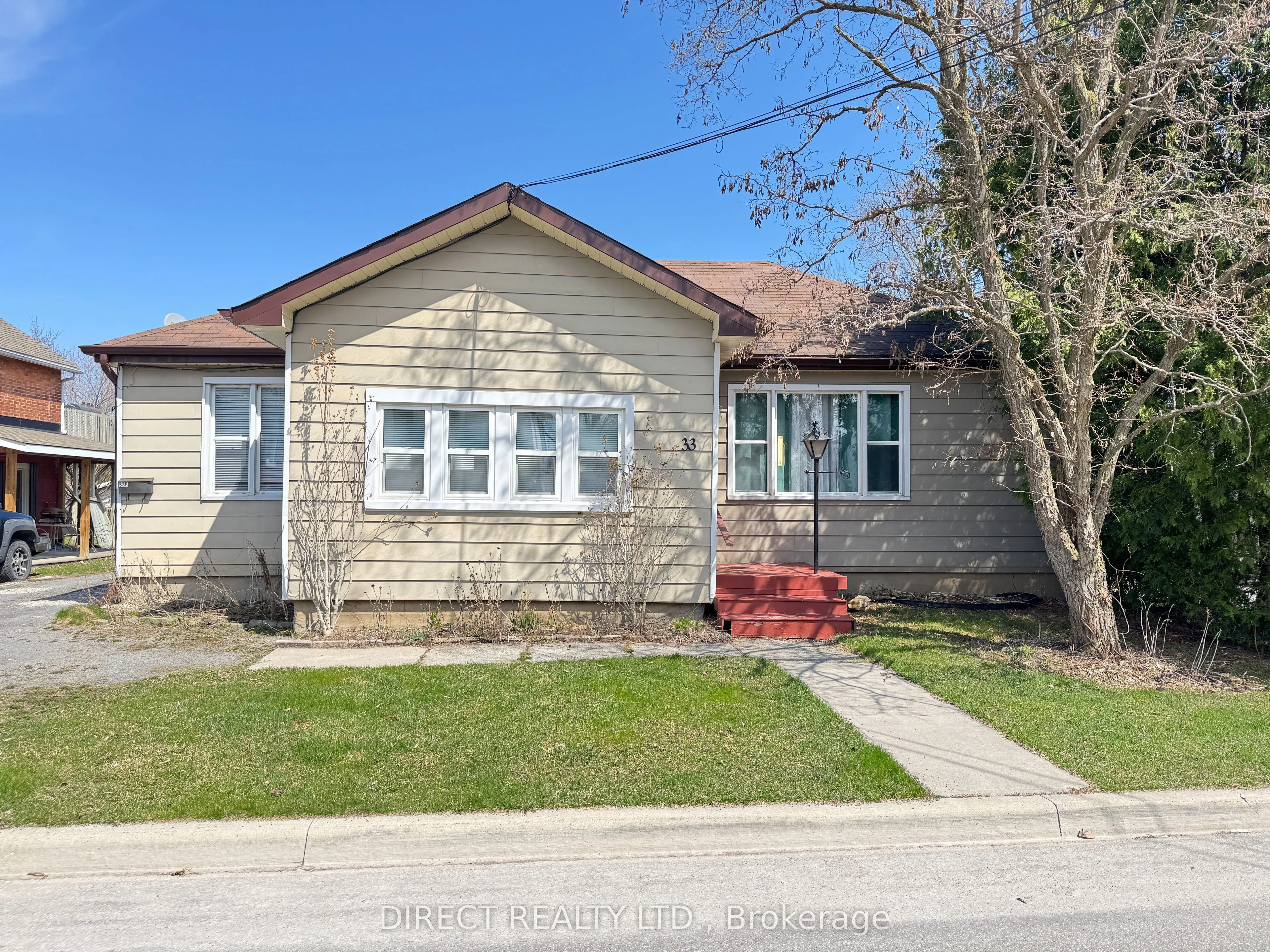 33 Sinclair Street, Belleville, ON K8P 3S5