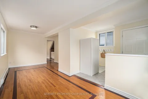 978 Admiral Avenue, Carlington - Central Park, ON K1Z 6L9