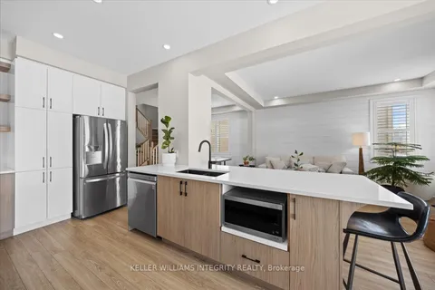 355 Crossway Terrace, Stittsville - Munster - Richmond, ON K2S 2Z3