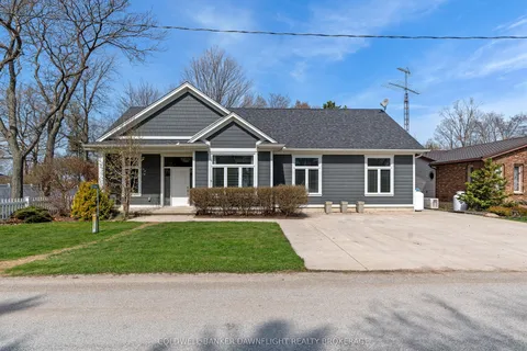 5144 Cedarview Drive, Lambton Shores, ON N0N 1J7