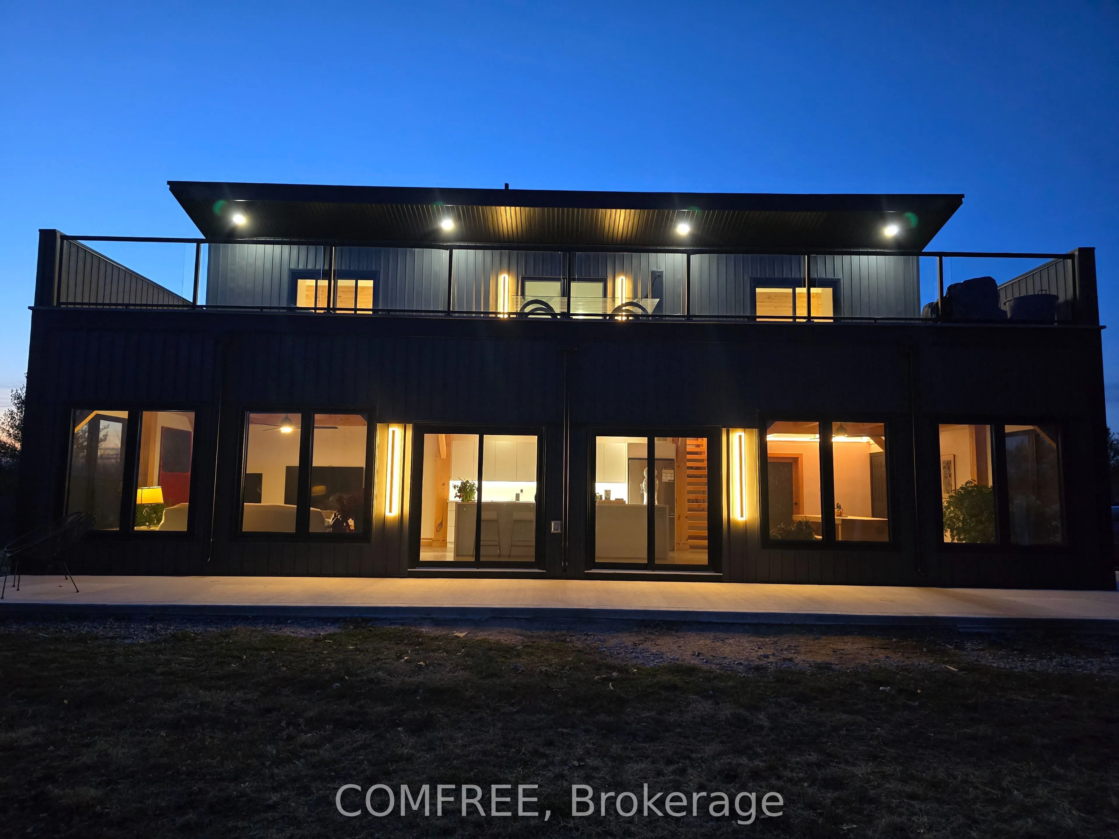 102 Rantz Road, Petawawa, ON K8H 2W8