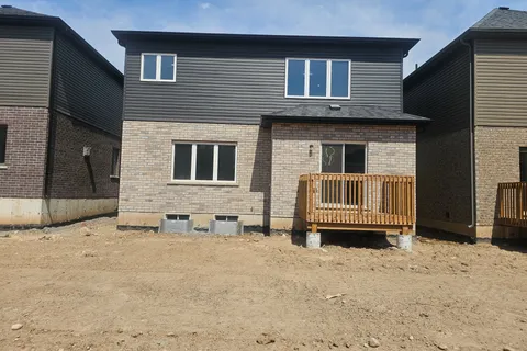 6 Sherrill Avenue, Brantford, ON N3V 0C3
