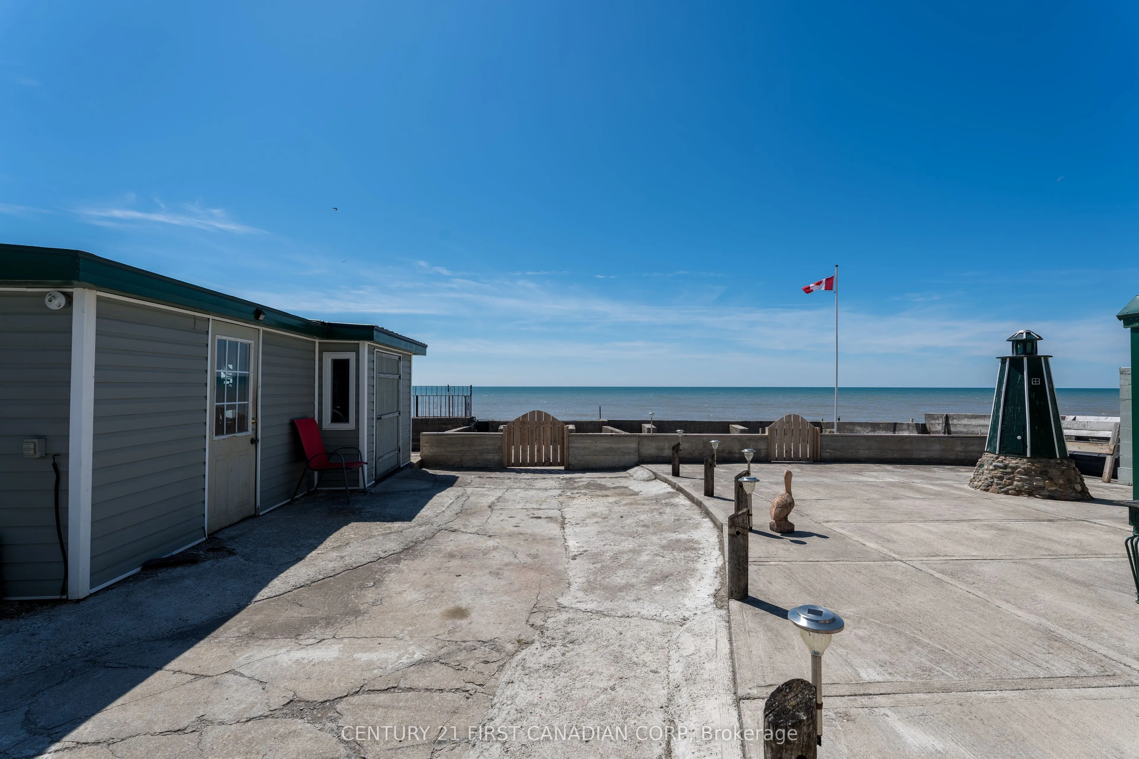 18518 Erie Shore Drive, Chatham-Kent, ON N0P 1A0