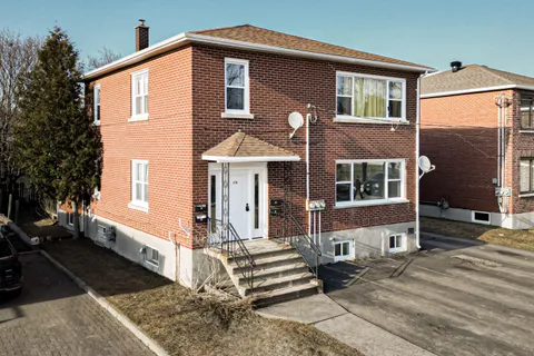 476 White Avenue, Greater Sudbury, ON P3C 2G5
