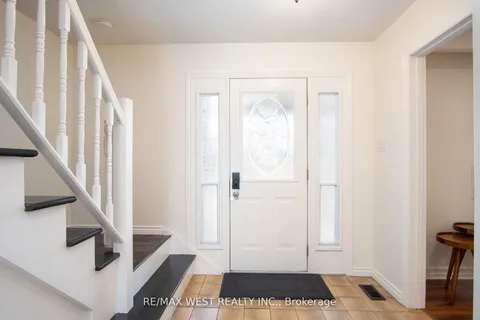 350 Thorncrest Drive, Waterloo, ON N2L 5R7