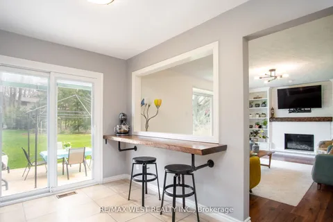 350 Thorncrest Drive, Waterloo, ON N2L 5R7