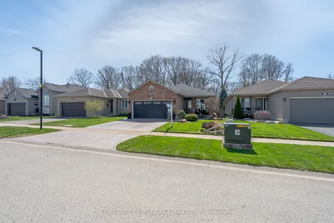 36 Juniper Crescent, Strathroy-Caradoc, ON N7G 4G4