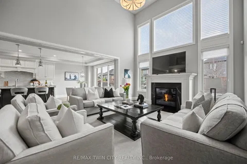 311 Deerfoot Trail, Waterloo, ON N2K 0B3
