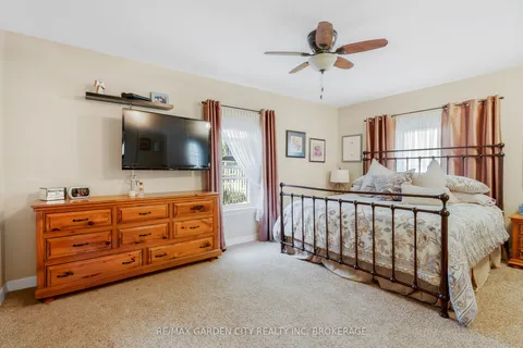 14 Peachtree Parkway, Pelham, ON L0S 1E0
