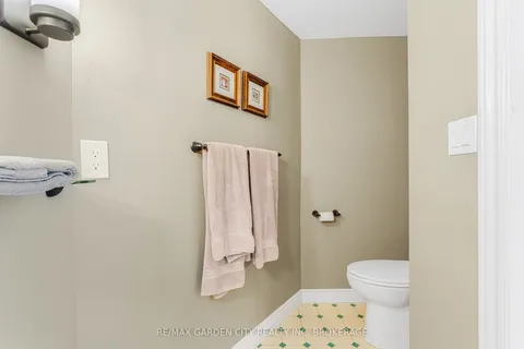 14 Peachtree Parkway, Pelham, ON L0S 1E0