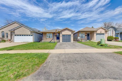 494 EXMOUTH Circle, London East, ON N5V 5G7
