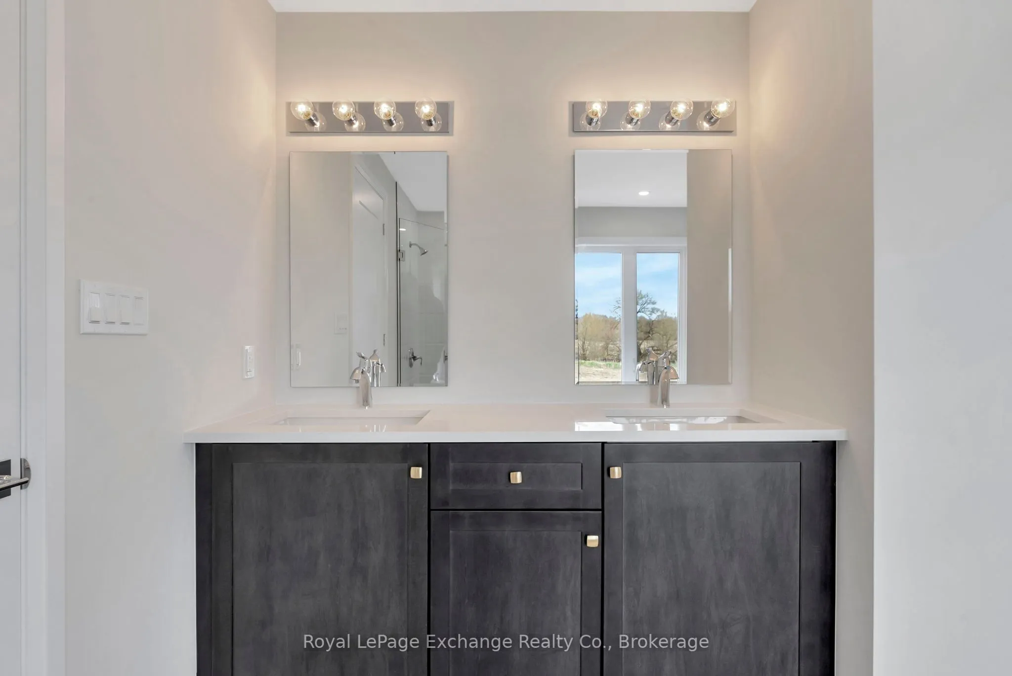 131 Inverness Street, Kincardine, ON N2Z 2Z4
