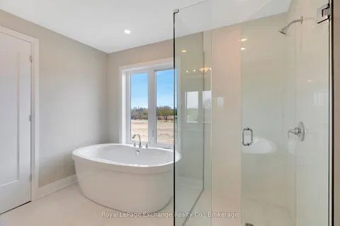 127 Inverness Street, Kincardine, ON N2Z 2Z4