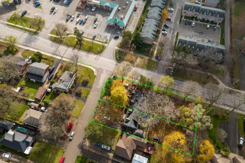 417 Byron Boulevard, London South, ON N6K 2L6
