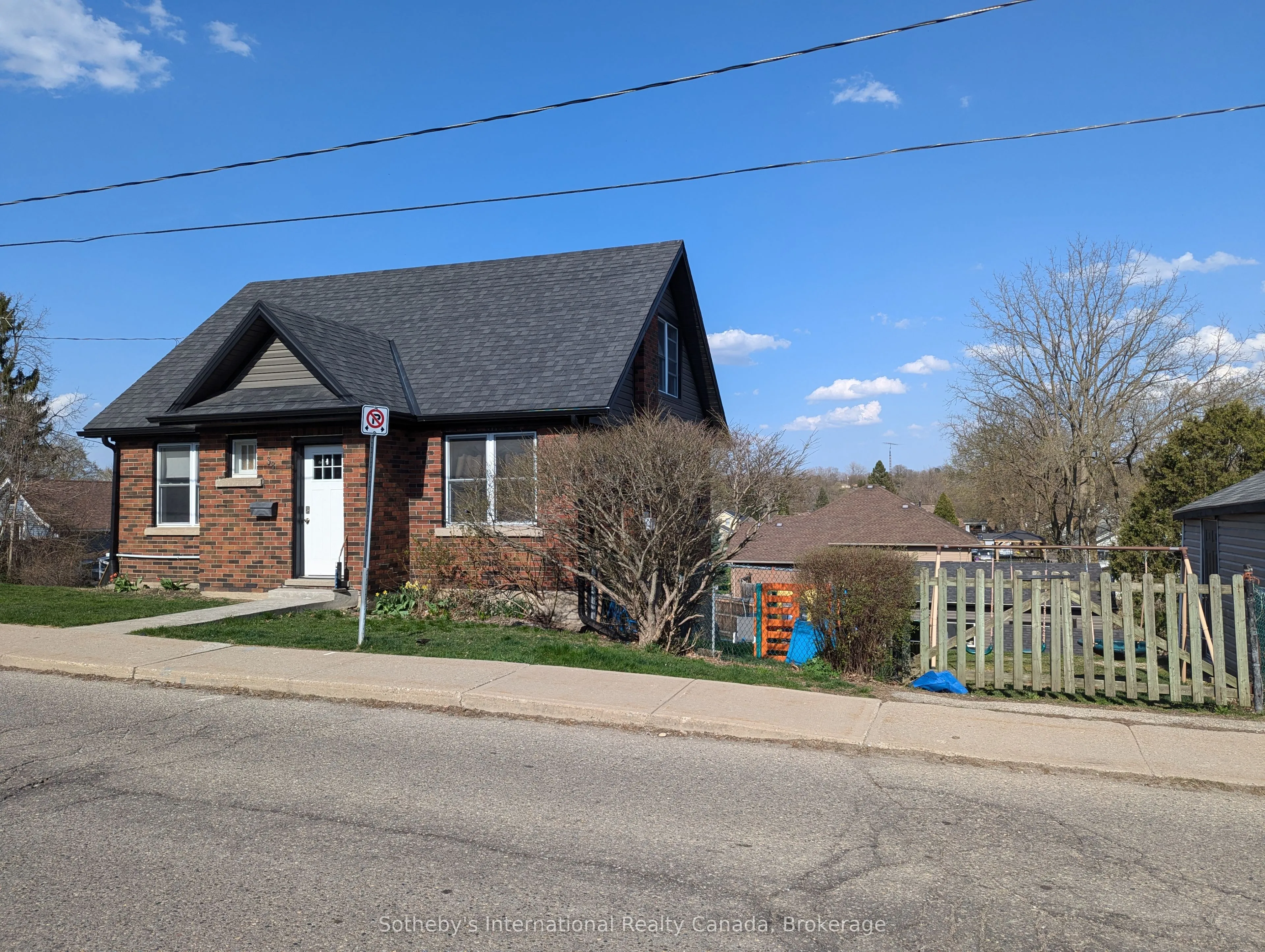38 Washington Street, Brant, ON N3L 2A7