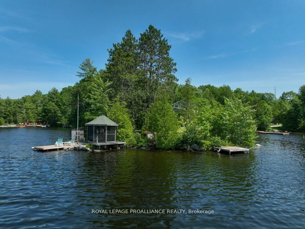 2475 Alf's Bay Lane, ON K0H 1B0