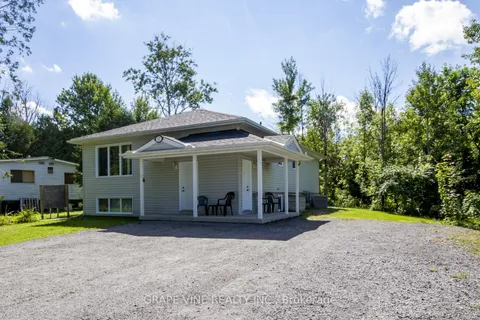 37 Cloverloft Court, Stittsville - Munster - Richmond, ON K2S 1T3
