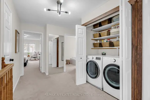 34 Catterick Crescent, Kanata, ON K2K 3M5