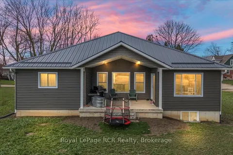 7 Mill Street, West Grey, ON N0G 1S0
