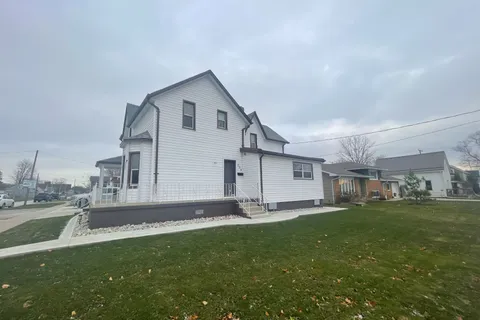 209 Murray Street, Chatham-Kent, ON N8A 1H6