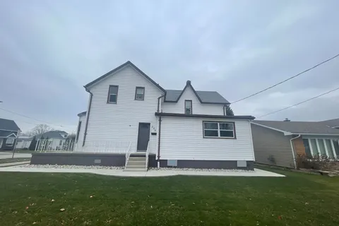 209 Murray Street, Chatham-Kent, ON N8A 1H6