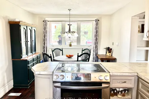 4 Roche Street, ON K0J 2A0