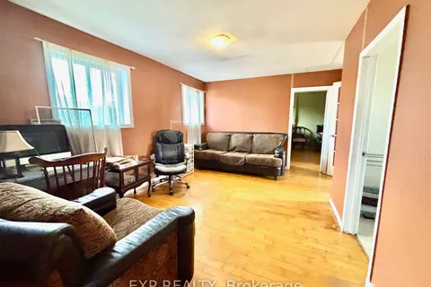 4 Roche Street, ON K0J 2A0