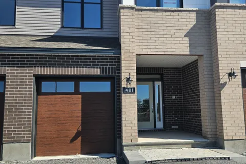 481 BARRETT FARM Drive, Blossom Park - Airport and Area, ON K1T 0Y1