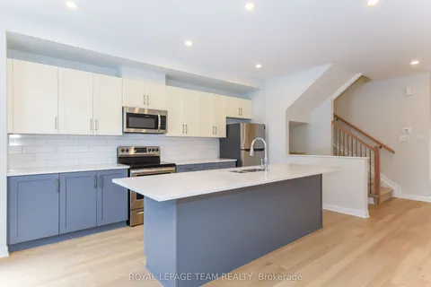 522 Branch Street, Barrhaven, ON K2J 6P3