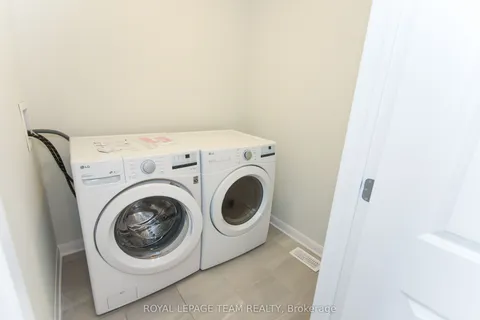 522 Branch Street, Barrhaven, ON K2J 6P3