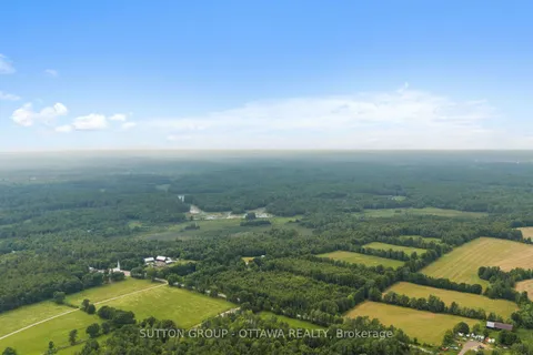 1448 Woito Station Road, ON K8A 6W6