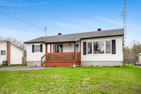 17361 Headline Road, South Stormont, ON K0C 1P0