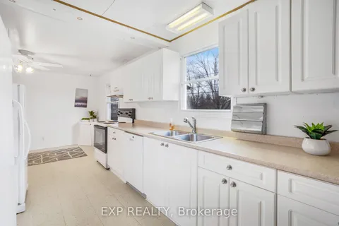 17361 Headline Road, South Stormont, ON K0C 1P0