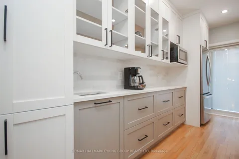 239 York Street, Lower Town - Sandy Hill, ON K1N 5T9