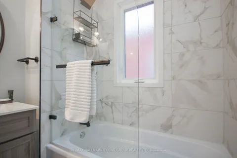239 York Street, Lower Town - Sandy Hill, ON K1N 5T9