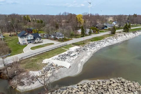 2801 North Shore Drive, Haldimand, ON N0A 1K0